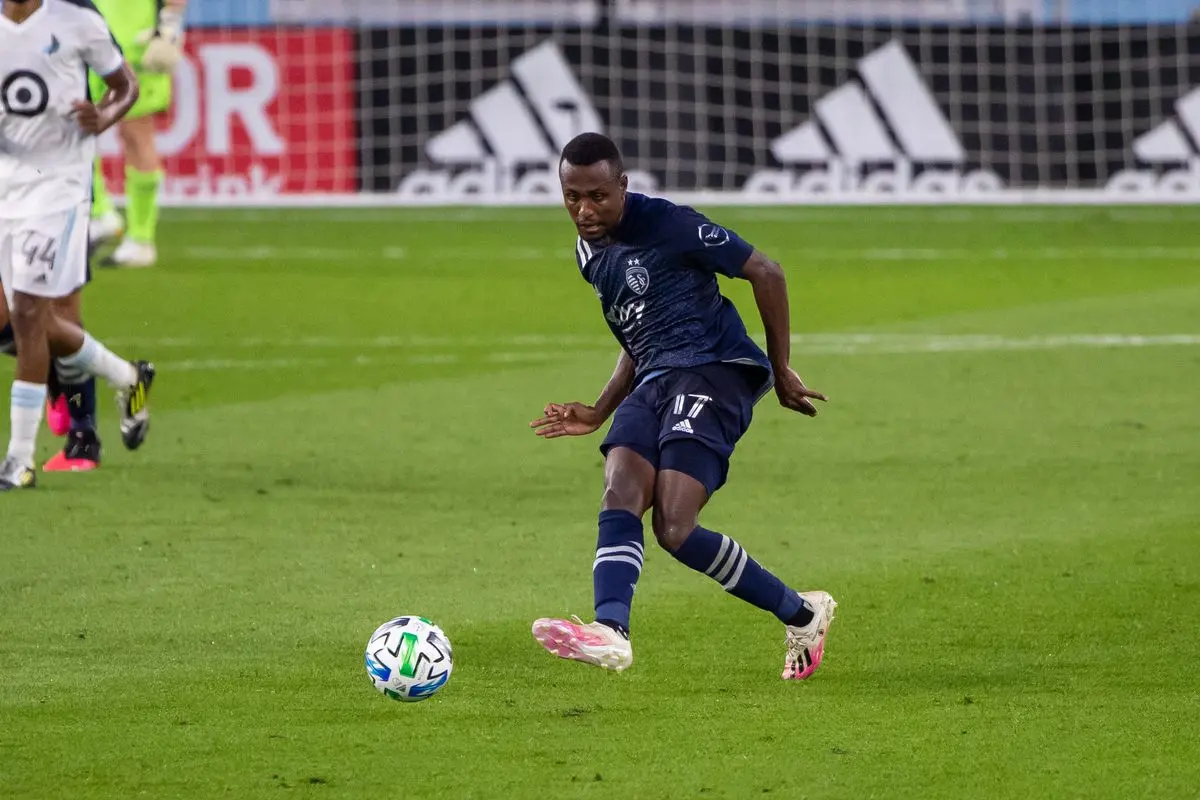 Gadi Kinda en actividad con el Sporting Kansas City (Twitter - @SportingKC)