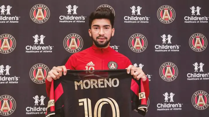 Marcelino Moreno presentado con el Atlanta United (Twitter - @ATLUTD)