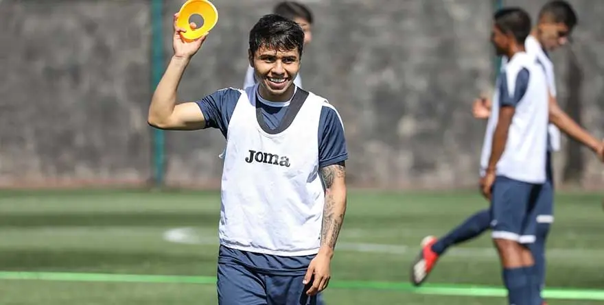 La afición pide minutos para Misael Domínguez - @cruzazulcd