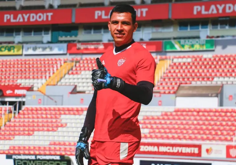 Luis Ángel Malagón en un entrenamiento de Necaxa - @ClubNecaxa