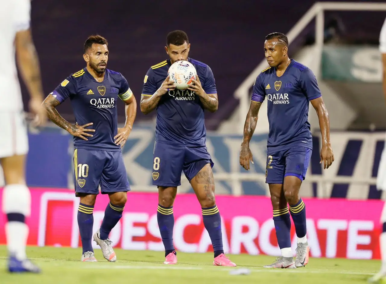 Edwin Cardona en actividad con Boca Juniors (Twitter - @BocaJrsOficial)