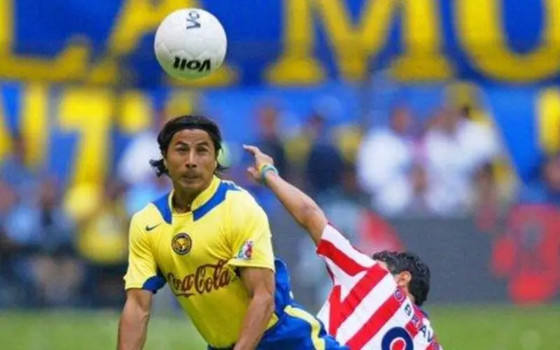 Ricardo Rojas en un América vs Chivas