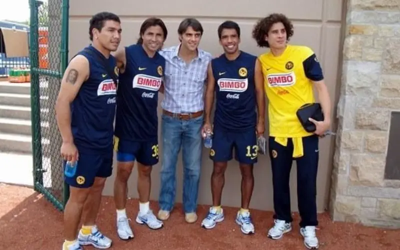 Ricardo Rojas, Salvador Cabañas, Piojo López, Pavel Pardo y Guillermo Ochoa en 2009
