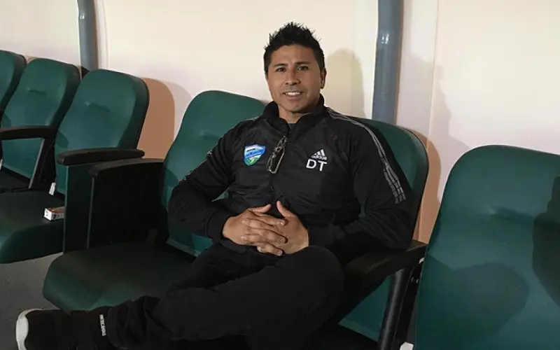 Ricardo Rojas como entrenador - Twitter @History_LigaMX
