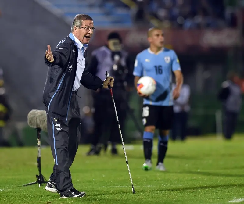 Tabárez sigue al frente de los 'charrúas' (conmebol.com)