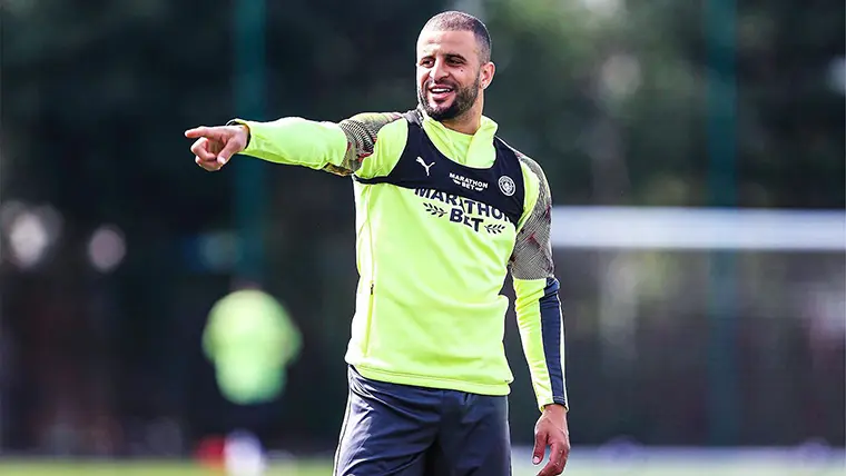 Twitter @kylewalker2