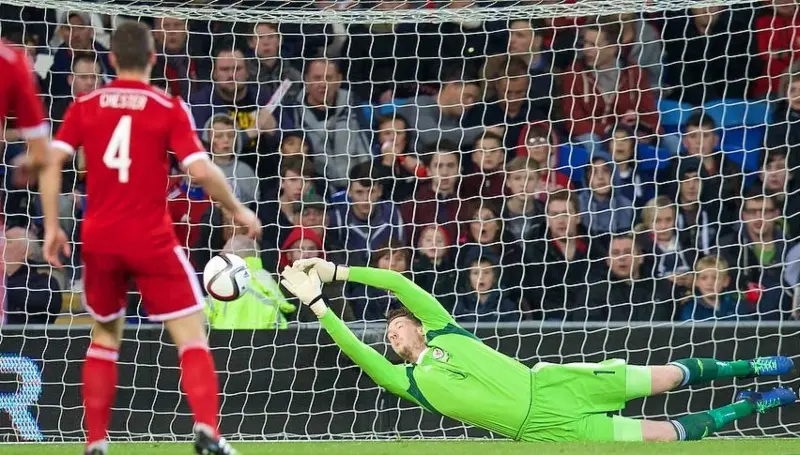 Hennessey, portero de Gales (FB: FA Wales)