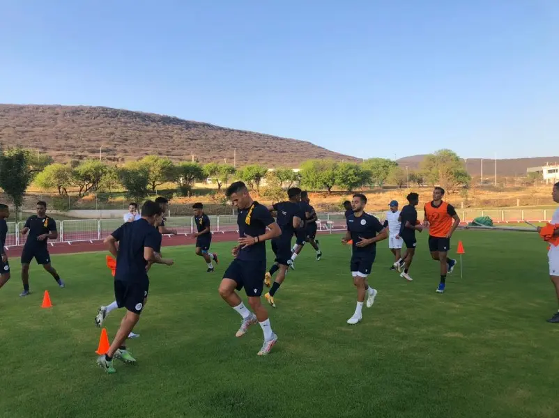 República Dominicana en un entrenamiento previo al Preolímpico - Twitter @sedofutbol