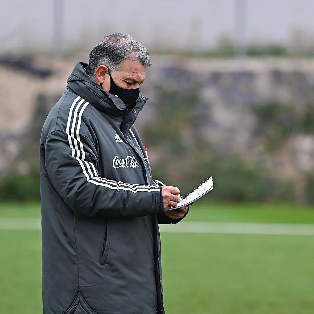 Gerardo Martino en un entrenamiento del Tricolor - @miseleccionmx