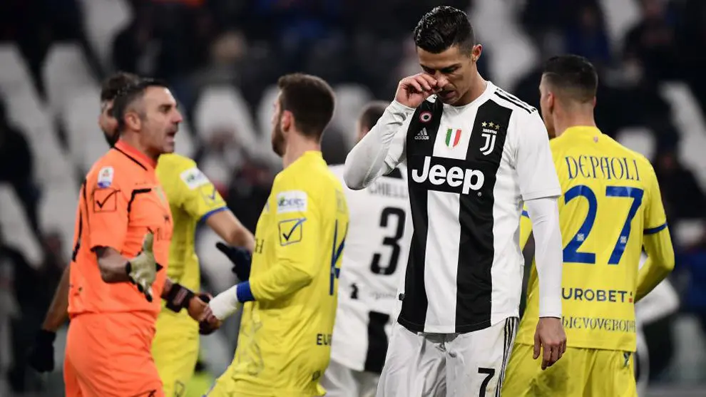 Cristiano tras la atajada de Sorrentino - Diario Marca