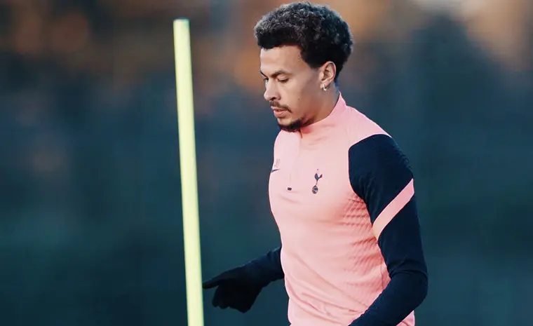 Twitter @dele_official