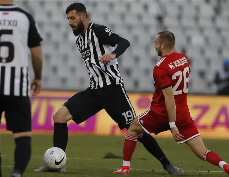 Partizan tiene una de las aficiones más irreverentes (FB: Fudbalski klub Partizan)
