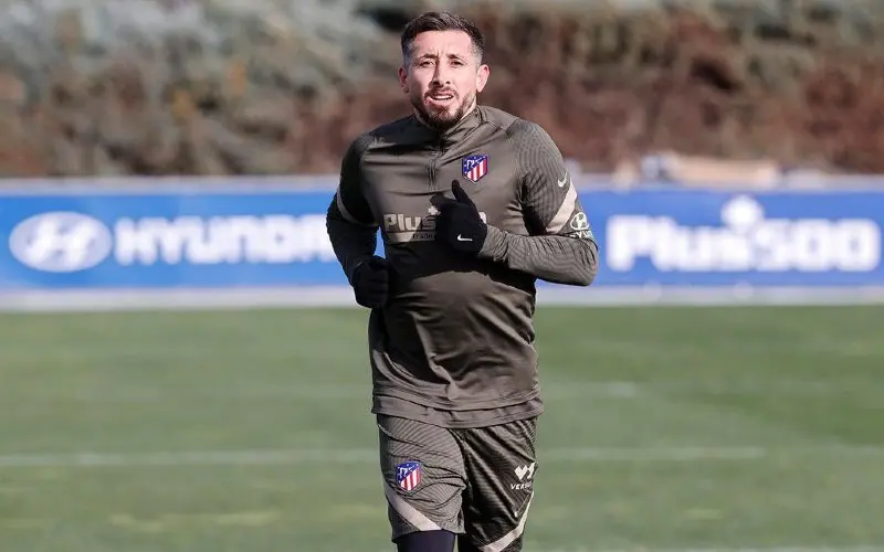 Héctor Herrera en un entrenamiento con el Atlético de Madrid - Twitter @HHerreramex