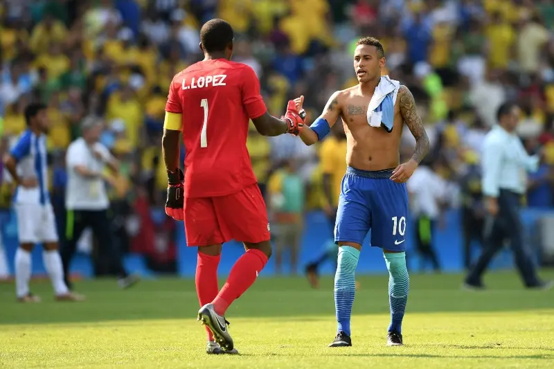 Neymar reforzó a Brasil en Río 2016 (@fifacom_es)
