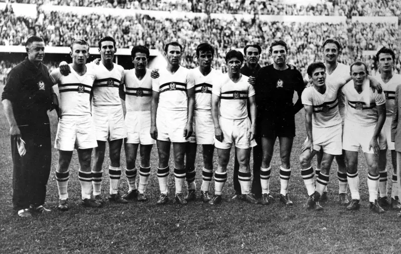 Los 'magiares mágicos' en los años 50 (FIFA.com)