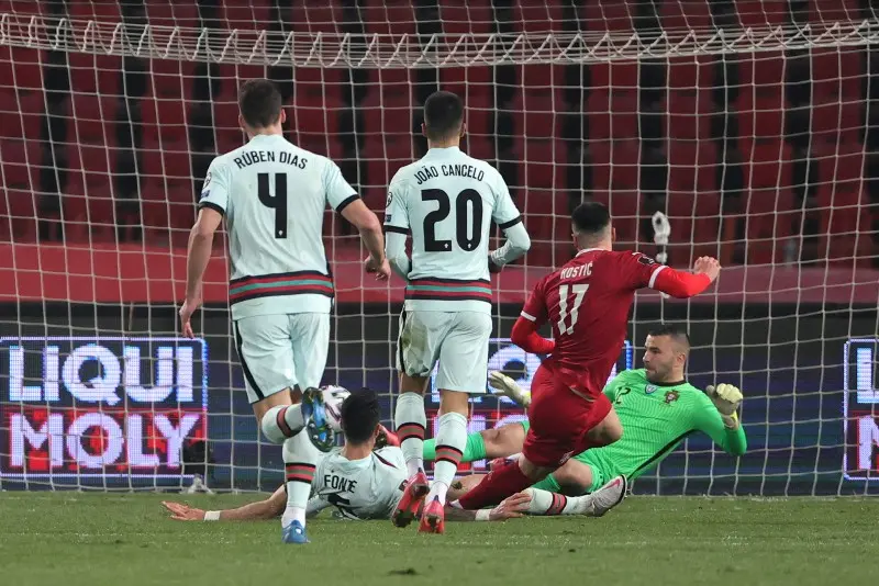 Serbia vs Portugal en las eliminatorias para el Qatar 2022 - Twitter @EURO2020