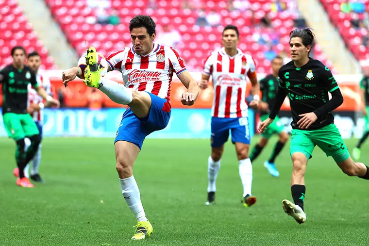 Twitter @Chivas
