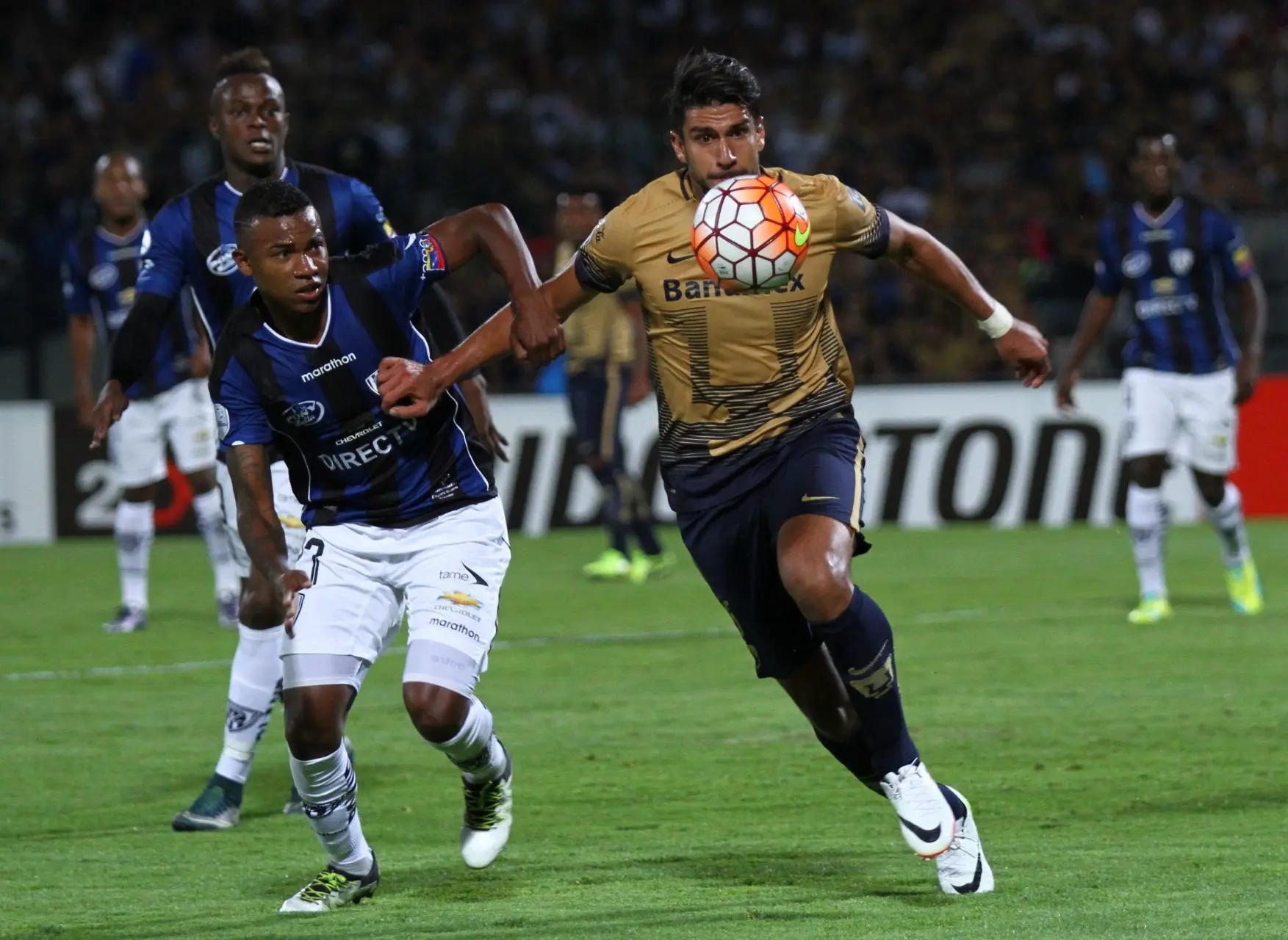 Pumas vs Independiente en la Copa Libertadores 2016 - Adolfo Vladimir (Cuarto Oscuro)