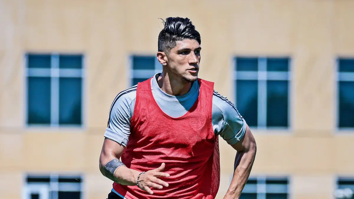 Twitter @alanpulido