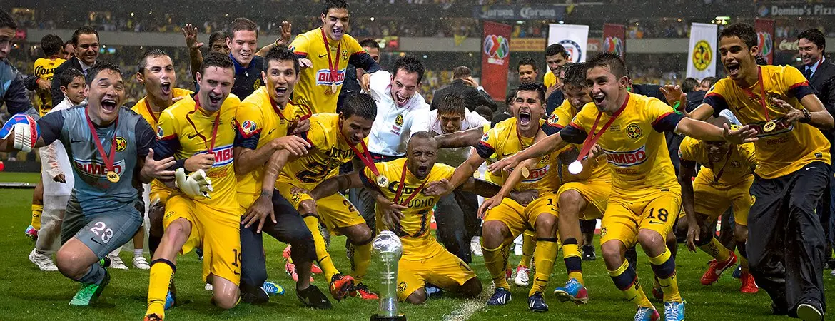 América celebrando el título del Clausura 2013 (Twitter - @ClubAmerica)