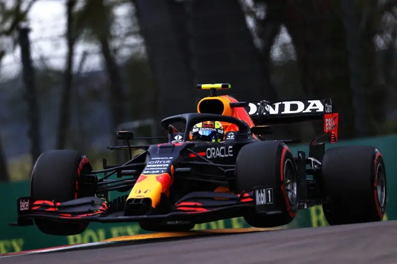 'Checo' Pérez tratará de mejorar lo hecho en Bahréin (@SChecoPerez)