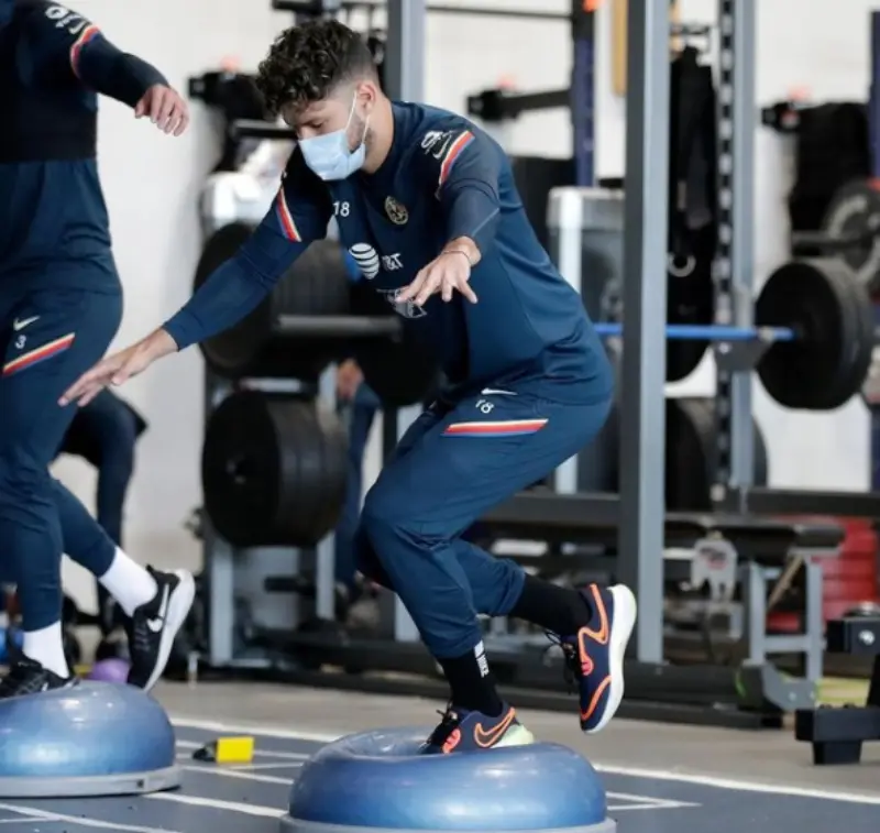 Bruno Valdez durante un entrenamiento en enero de 2021 (@bruno_valdez)