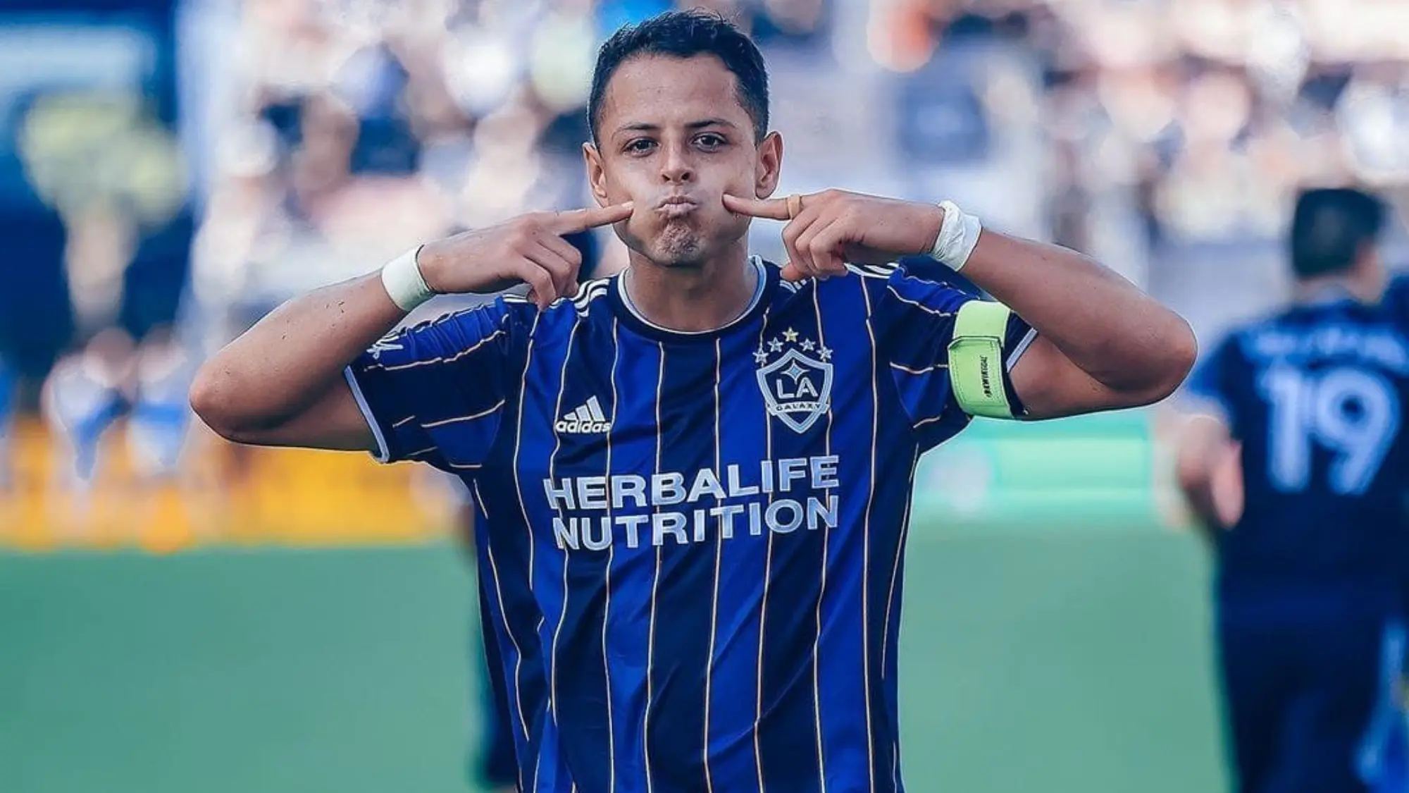 Instagram @ch14_