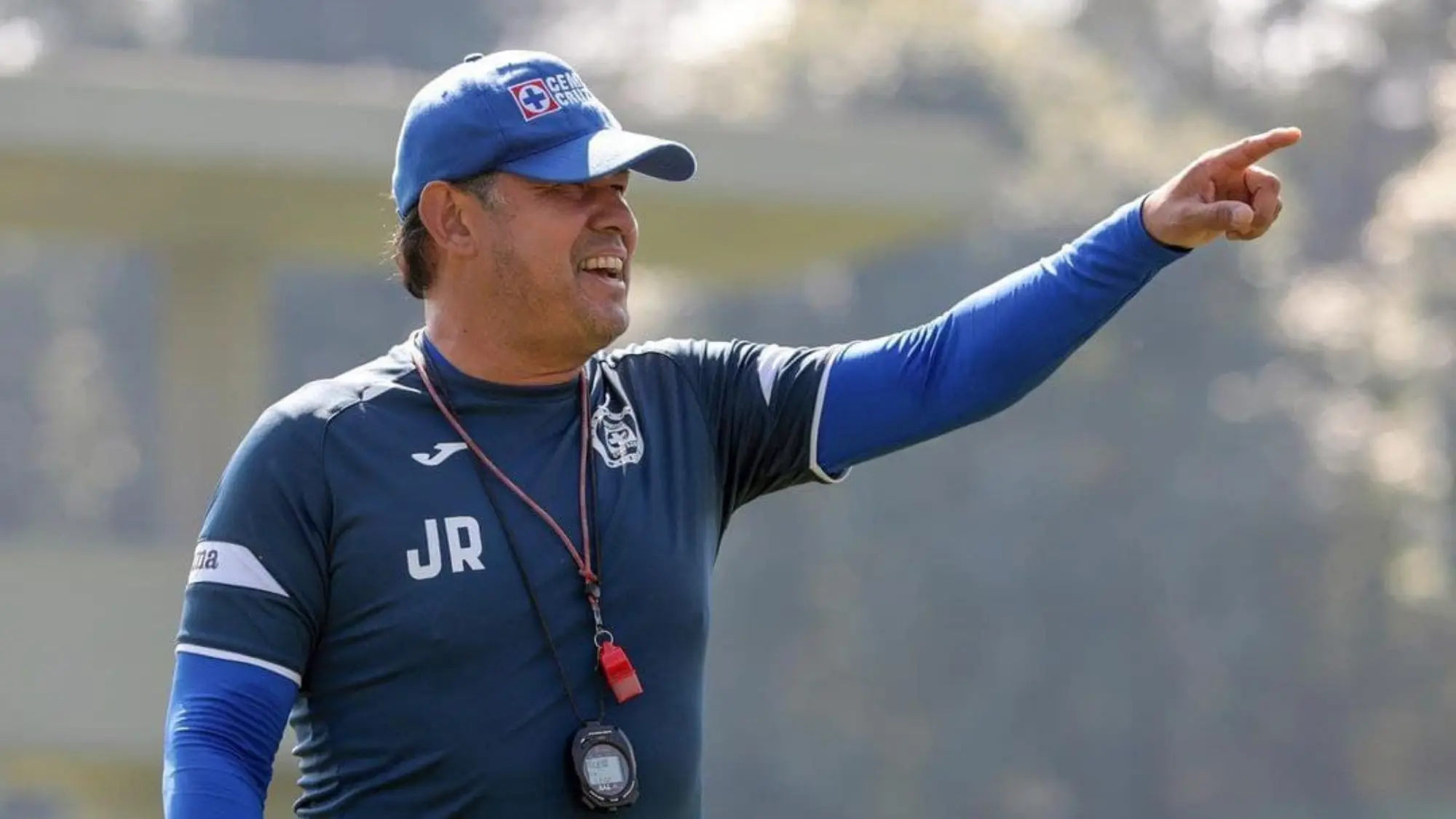 Instagram - @cruzazul