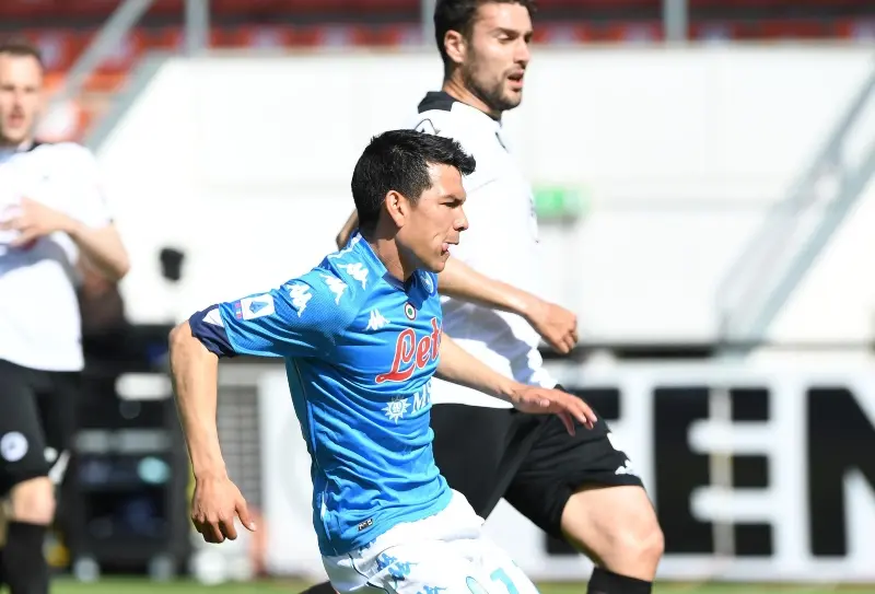 'Chucky' Lozano sólo necesitó de tres minutos (FB: SSC Napoli)