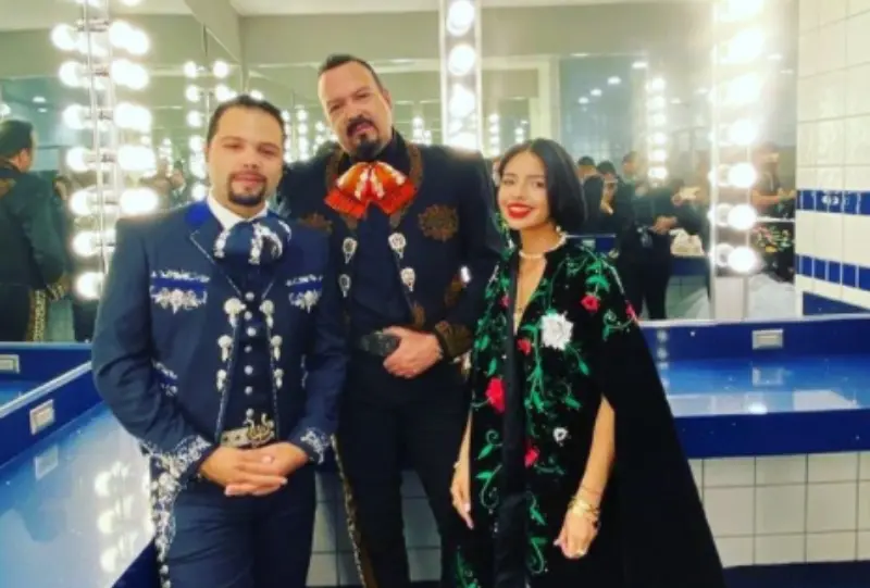 La familia Aguilar ha sido blanco de críticas (@pepeaguilar_oficial)