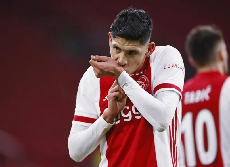 El mexicano destacó en la Europa League. (Instagram/Europa League)