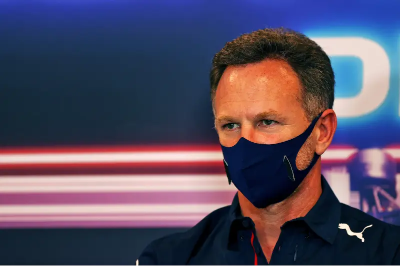 Christian Horner, director de Red Bull Racing, felicitó al Checo Pérez por su actuación en Mónaco - (Getty Images / Red Bull Content Pool)