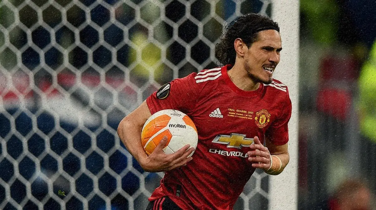 Edinson Cavani celebra un gol con el Manchester United - @ManUtd