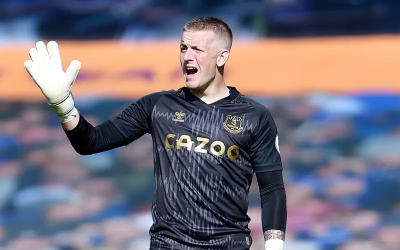 Jordan Pickford en un partido del Everton en 2020 - Twitter @Everton