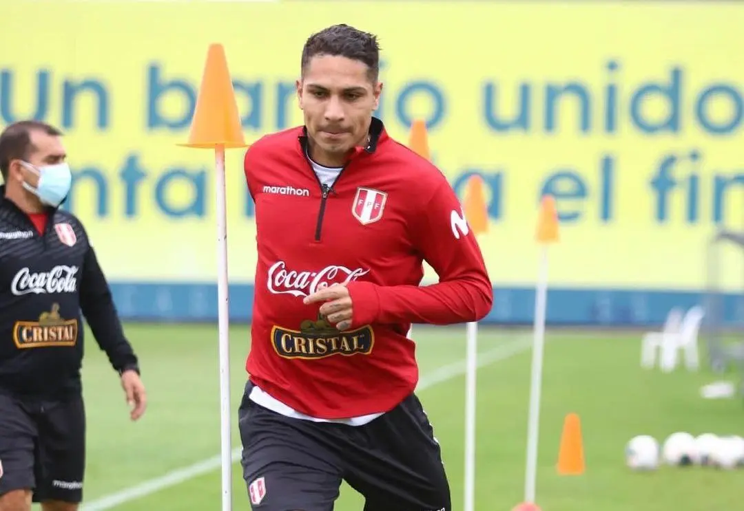 Guerrero entrenando con Perú (Instagram - @guerrero9)