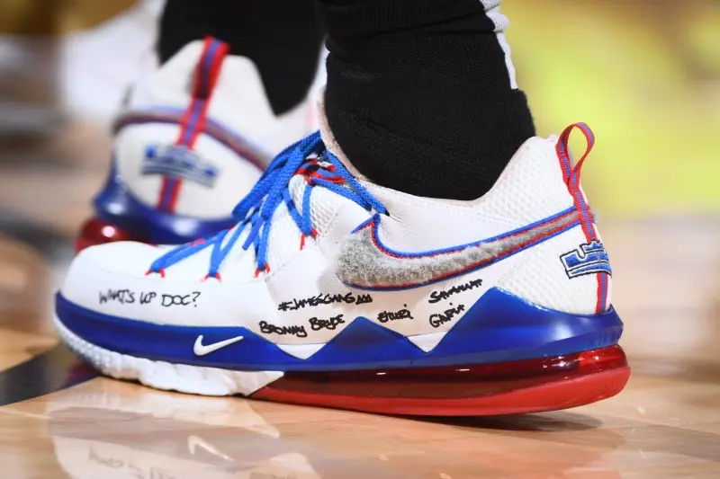 LeBron 17
