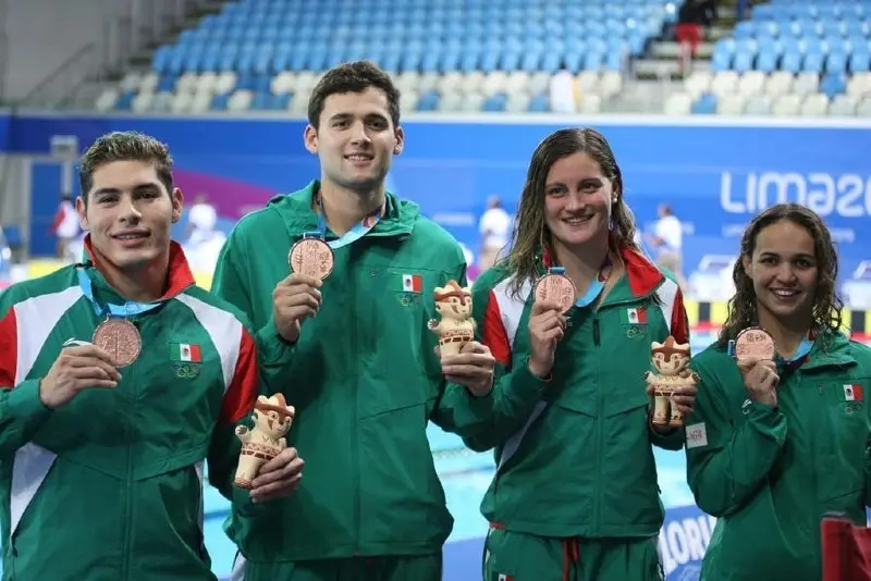 Monika Hermosillo con su medalla de bronce en Lima 2019 - Instagram @monihermosillo