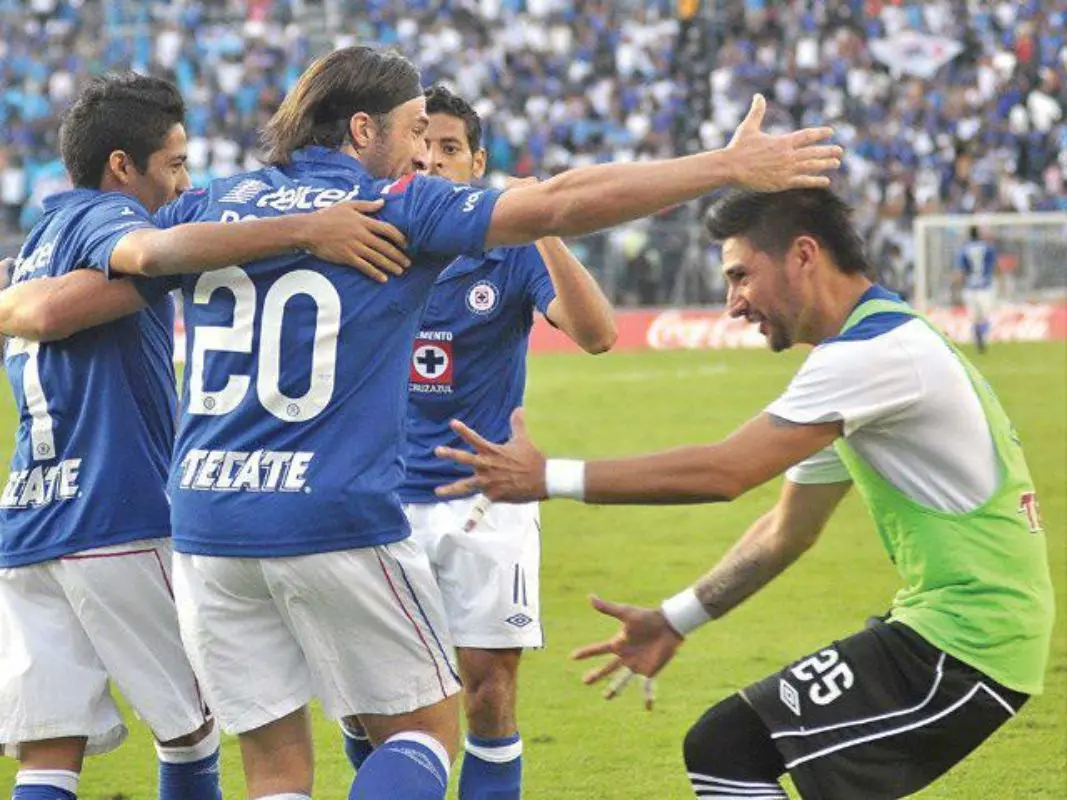 El portero en 2013 formó parte del primer equipo. Foto: @YosgartGuti25