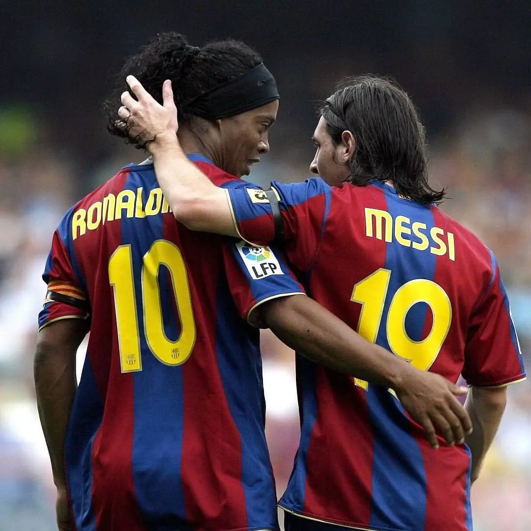 Ronaldinho y Messi ganaron juntos una Champions con el Barcelona-@10Ronaldinho