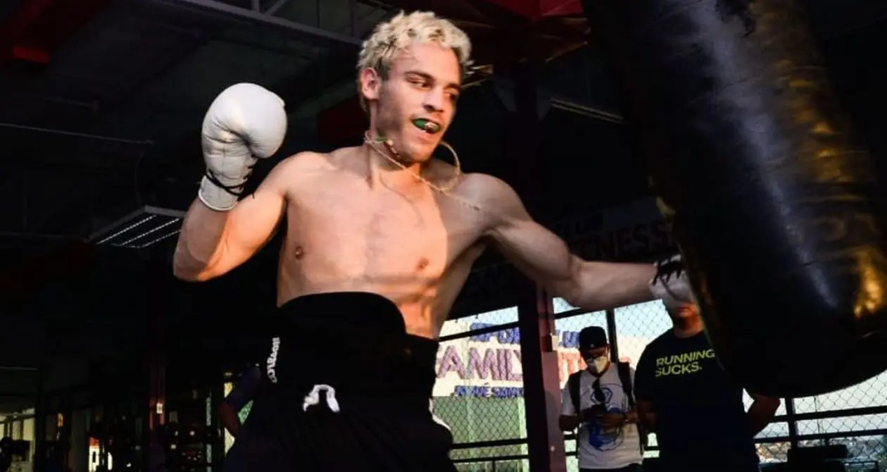 Instagram @jcchavezjr