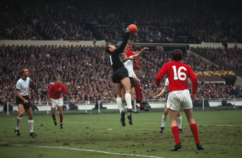 Final Mundial 1966 entre Inglaterra y Alemania - Twitter @FIFAWorldCup