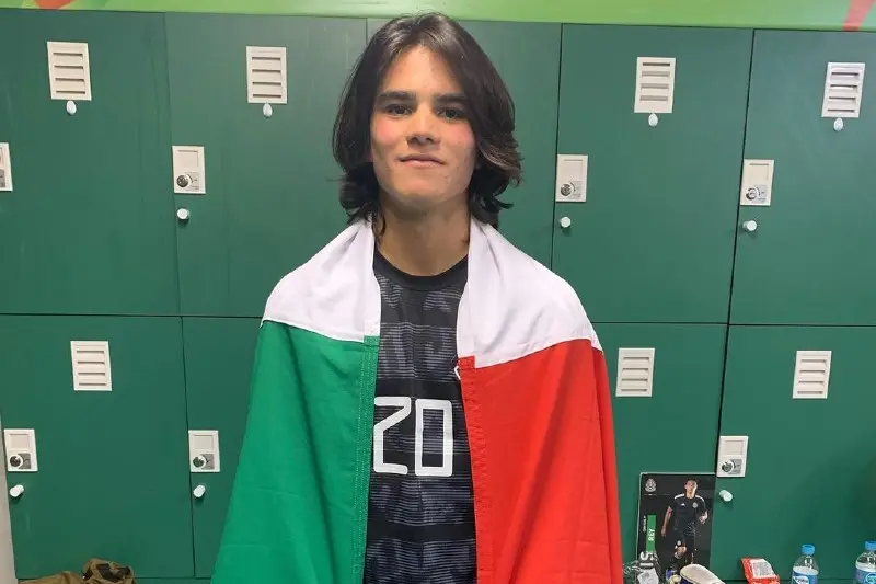 Bruce El-Mesmari con la Selección Mexicana sub-17 en 2019 - Instagram @brucelmesmari