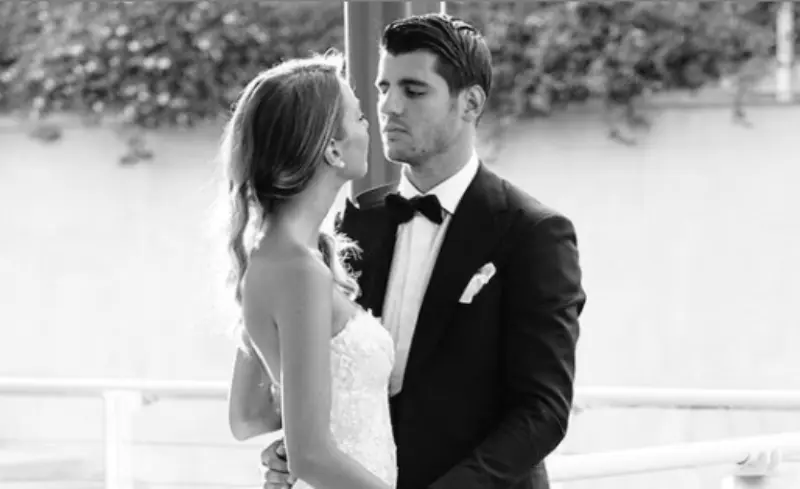 Llevan cuatro años de matrimonio (@alicecampello)