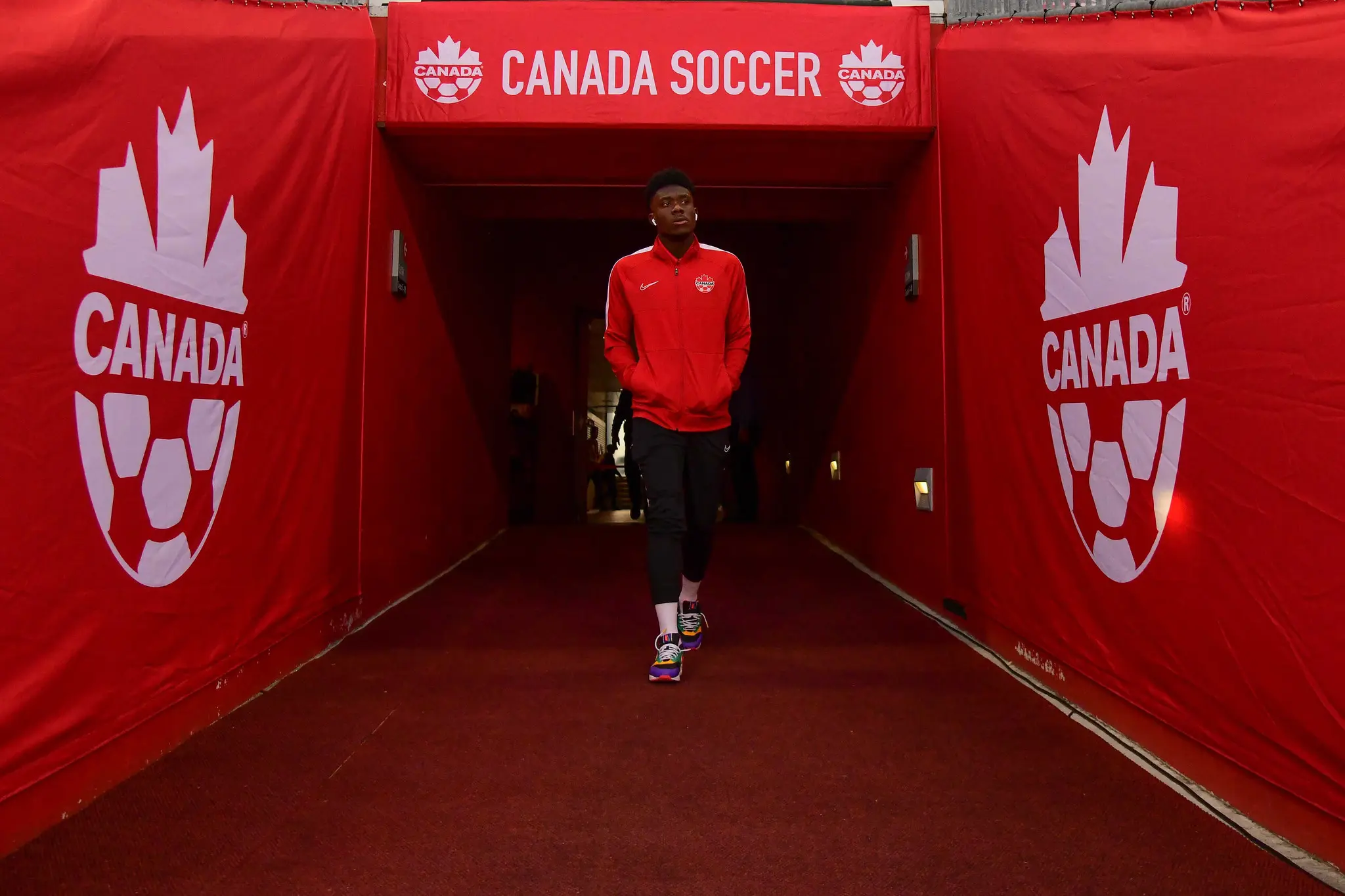 Alphonso Davies con Canadá - @CanadaSoccerEN