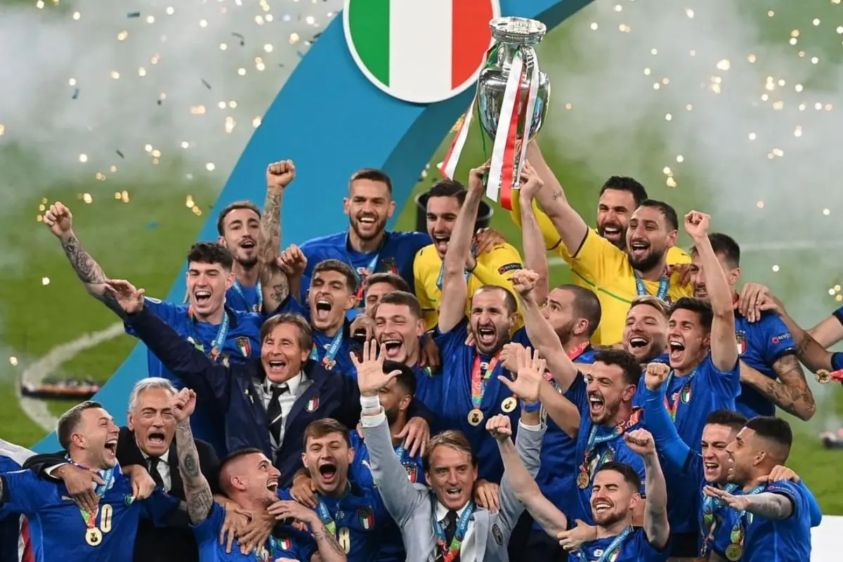 Italia consiguió su segundo título continental al derrotar a Inglaterra. Foto: Instagram azzurri