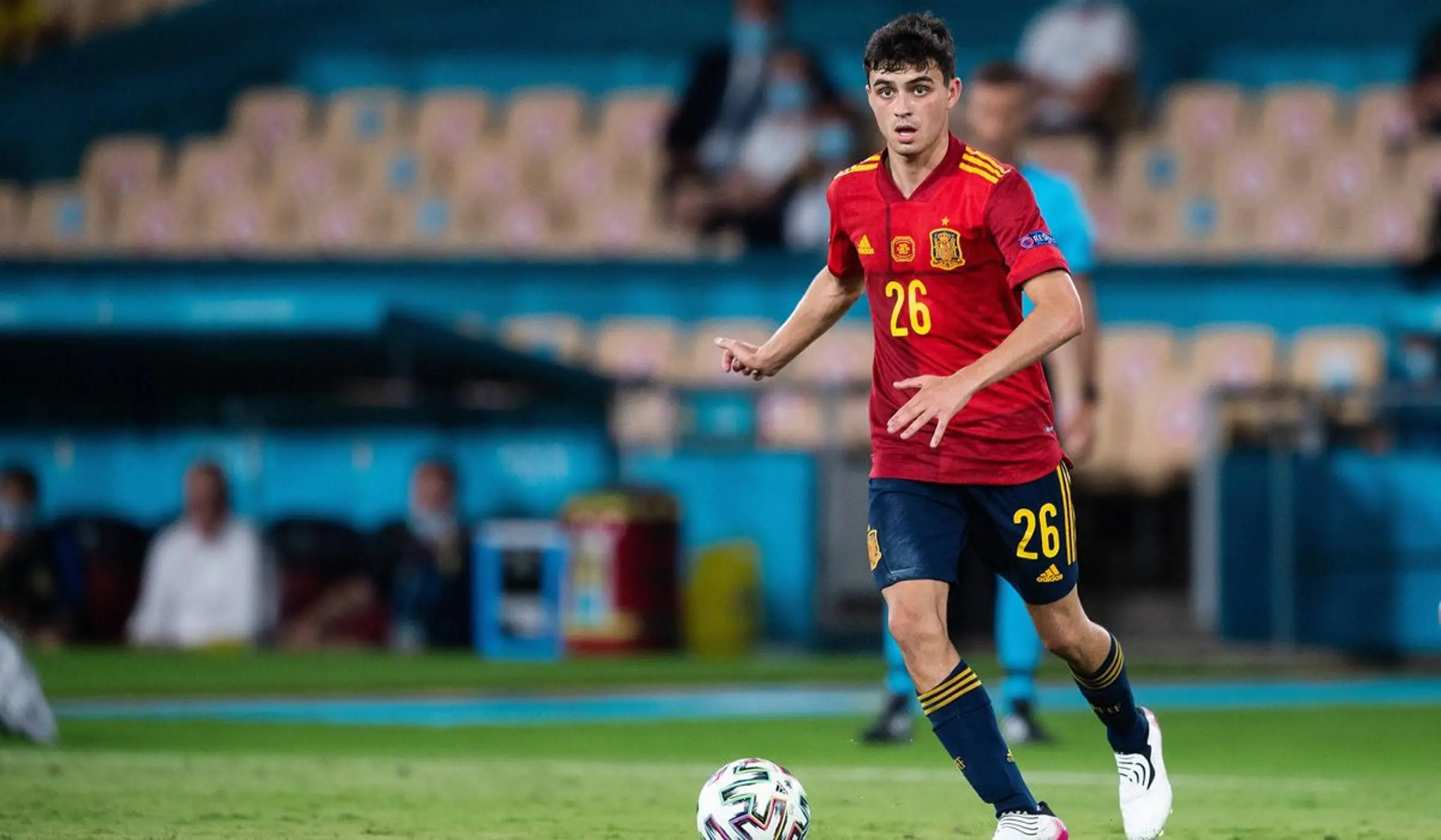 Pedri en juego de la Eurocopa - @EURO2020