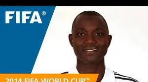 Bakary Gassama estará a cargo del VAR - FIFA.com