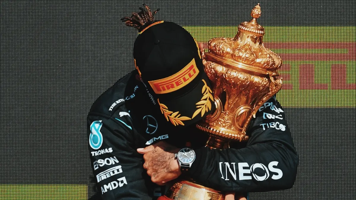 Twitter @LewisHamilton