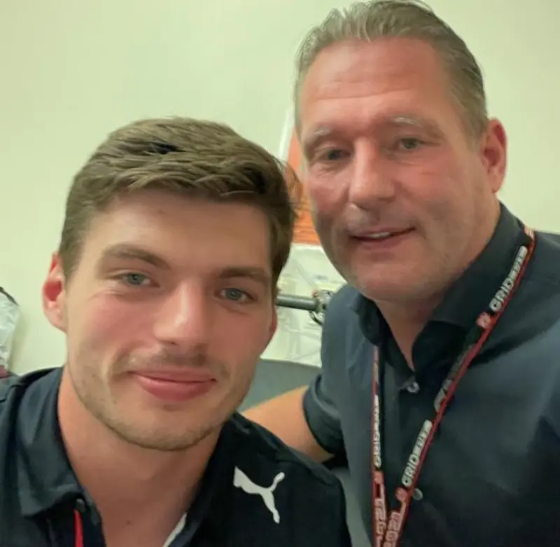 Max Verstappen se encuentra bien tras el choque (@Max33Verstappen)