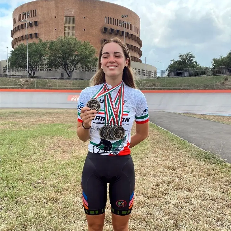 Victoria Velasco fue una de las deportistas que se quedó sin oportunidad de ir a Tokio 2020 - Instagram @v.velascof